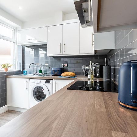 Connaught House - Wi-Fi, Parking, Contractors Villa Preston  Ngoại thất bức ảnh