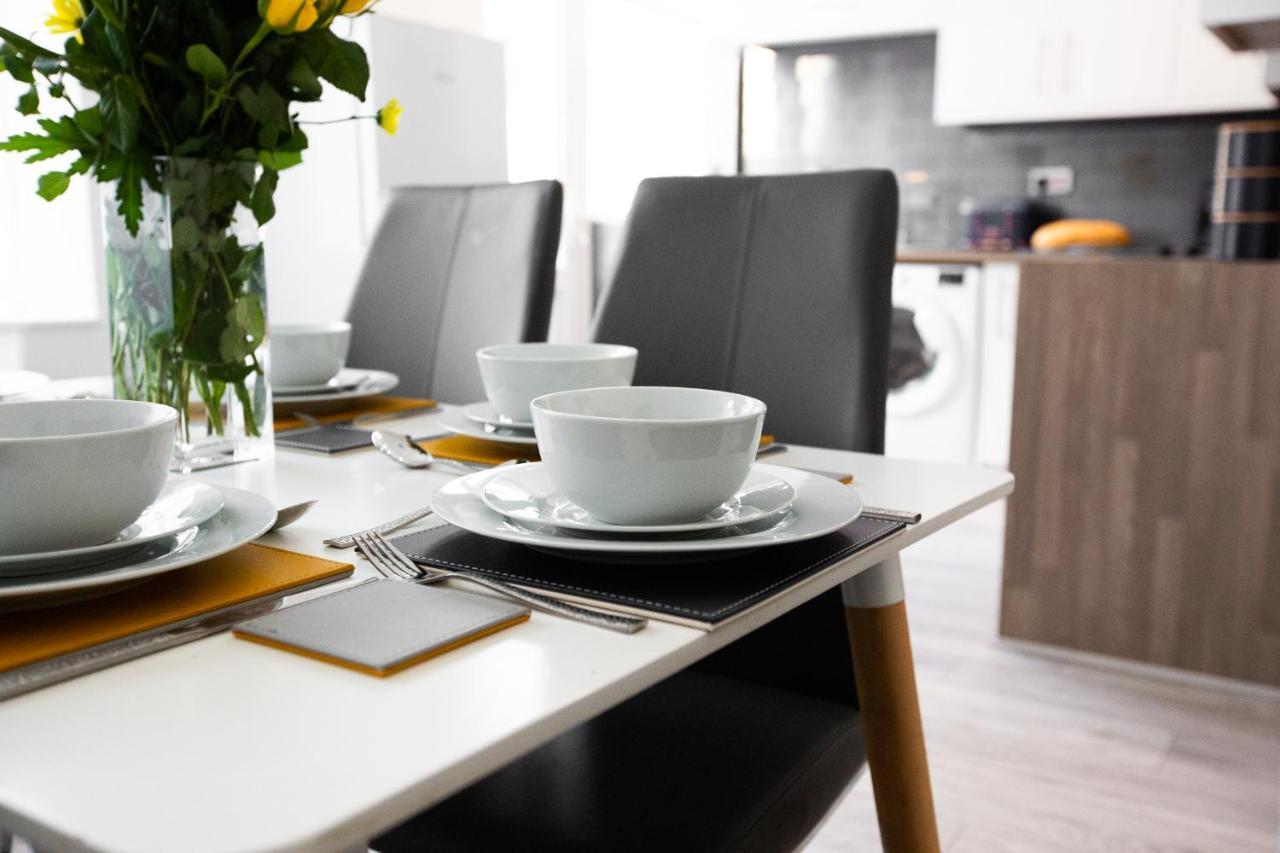 Connaught House - Wi-Fi, Parking, Contractors Villa Preston  Ngoại thất bức ảnh